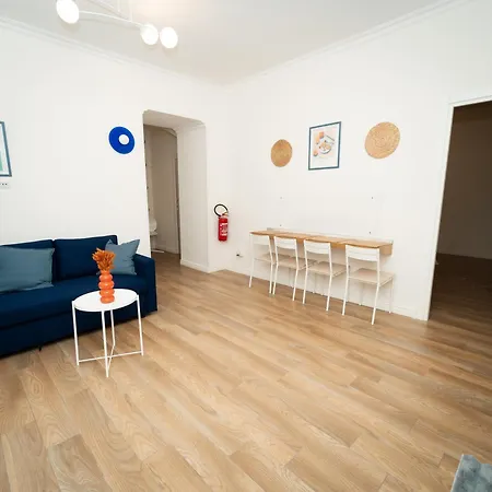アパート 5 Urban Garden House